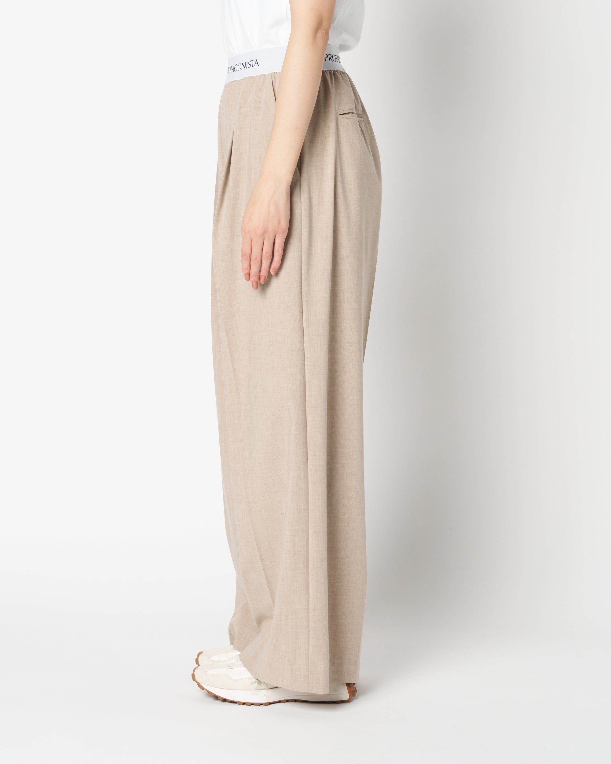 Waist logo wide slacks pants