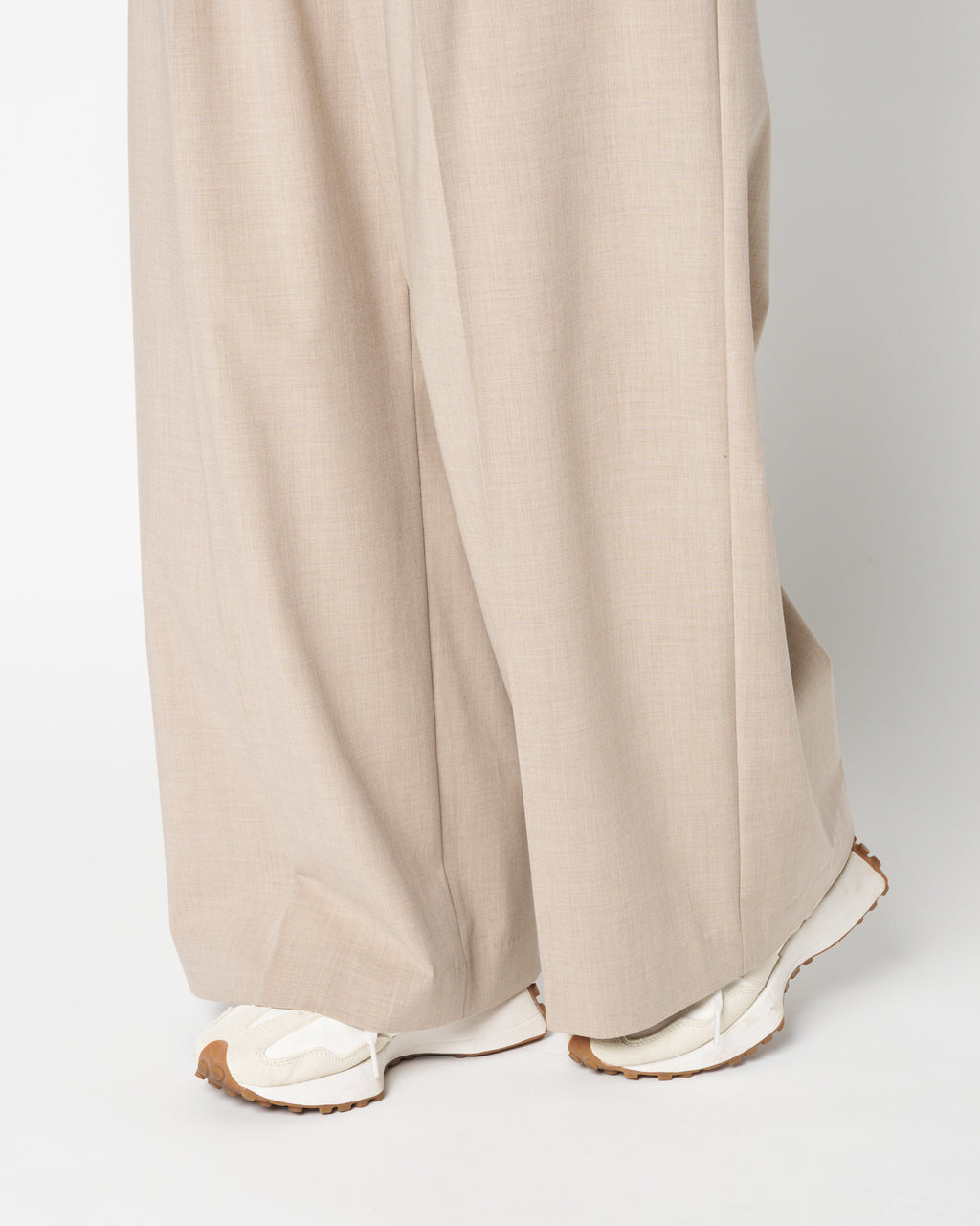 Waist logo wide slacks pants