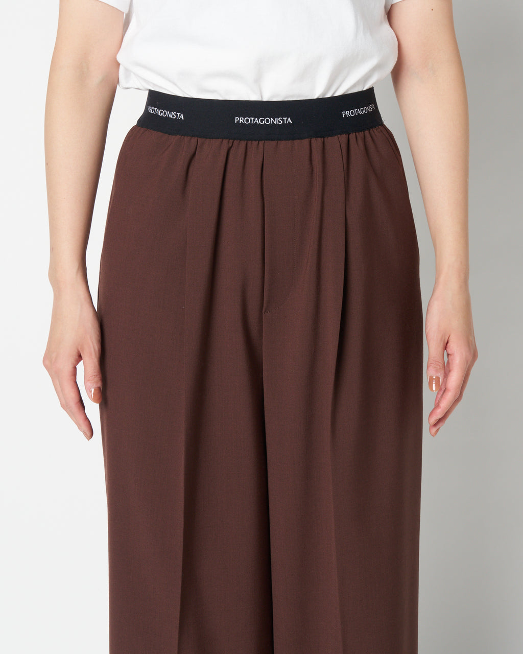 Waist logo slacks pants