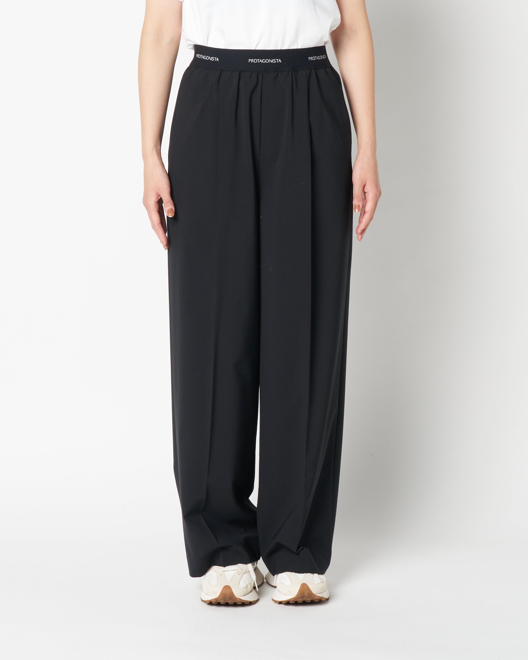 Waist logo slacks pants