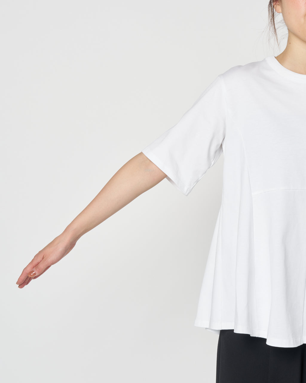 Drape half sleeve tee