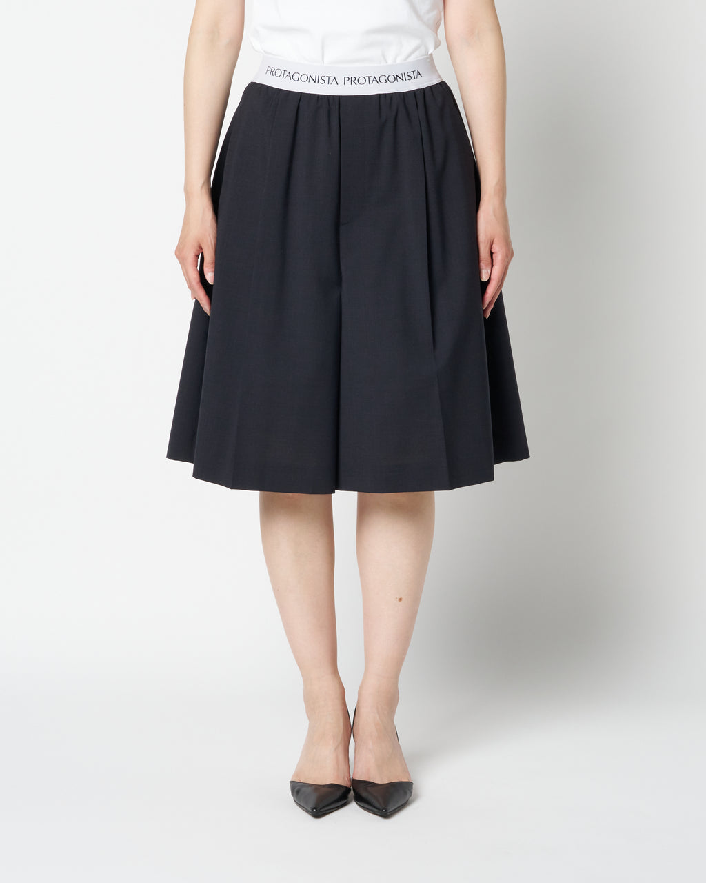 Waist Logo Half Pant