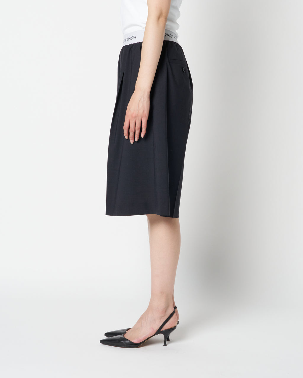 Waist Logo Half Pant