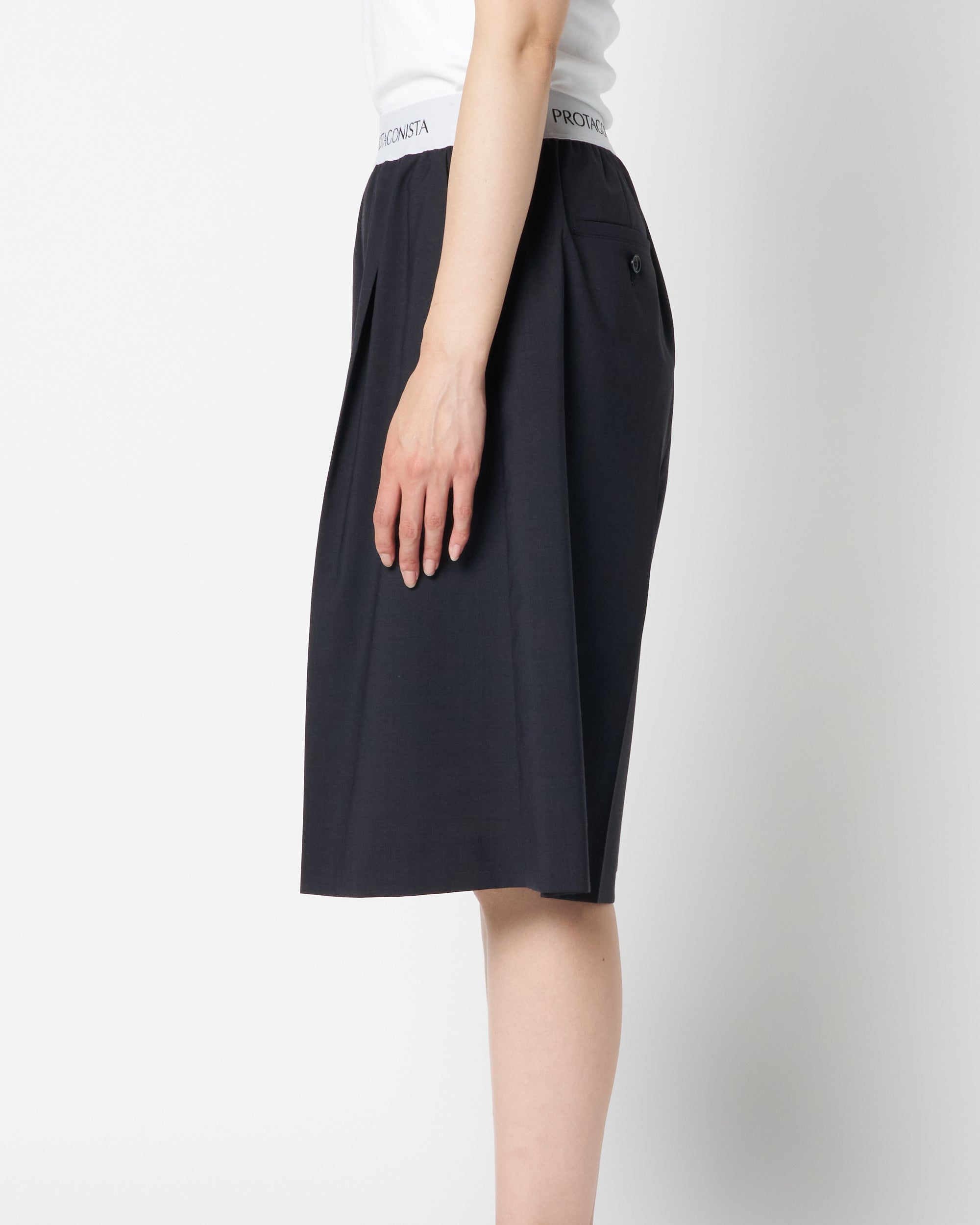 Waist Logo Half Pant