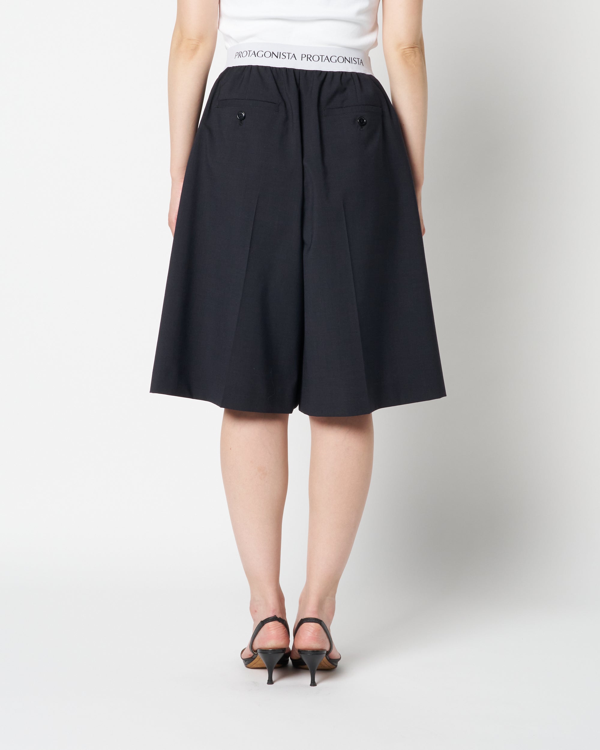 Waist Logo Half Pant