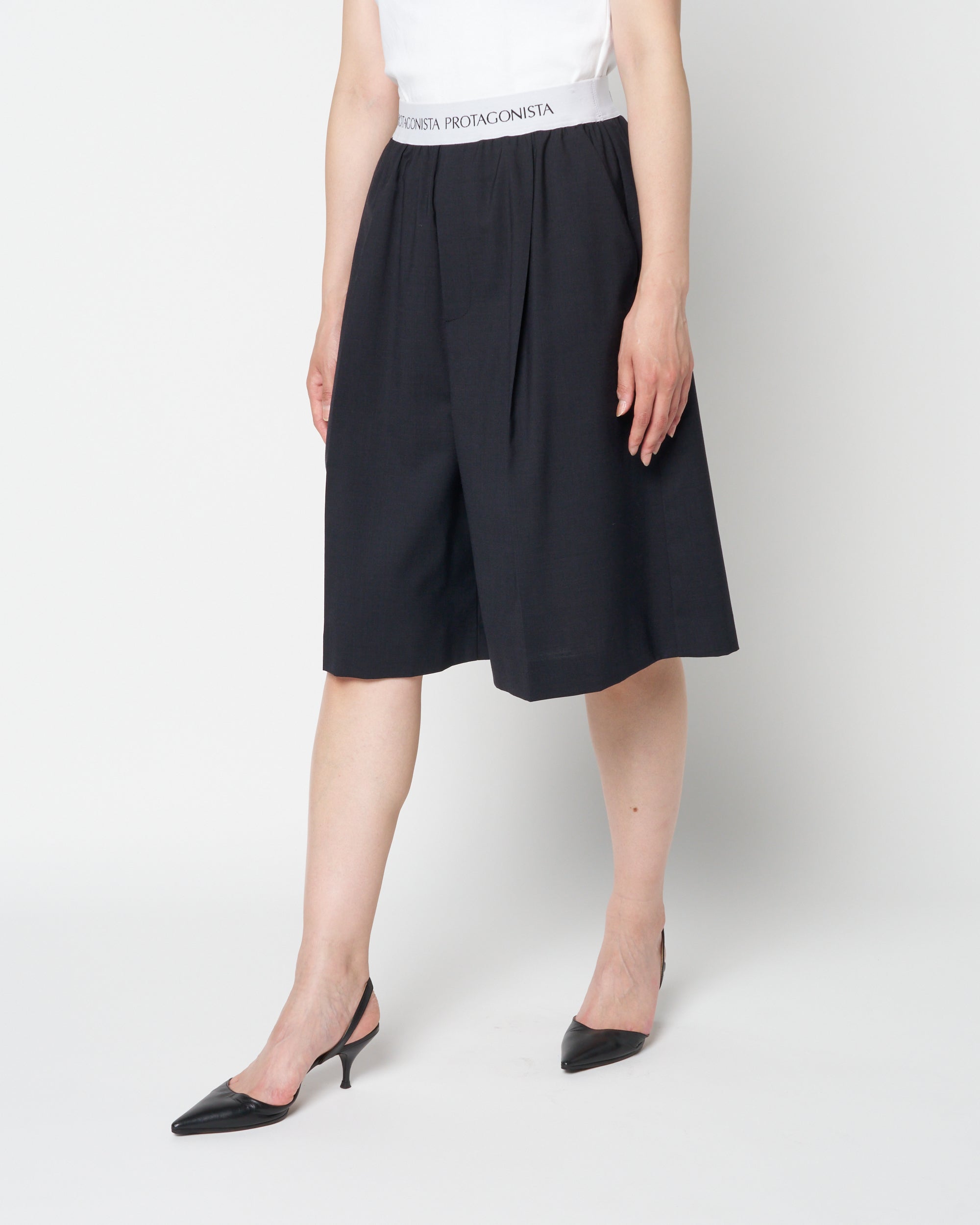 Waist Logo Half Pant