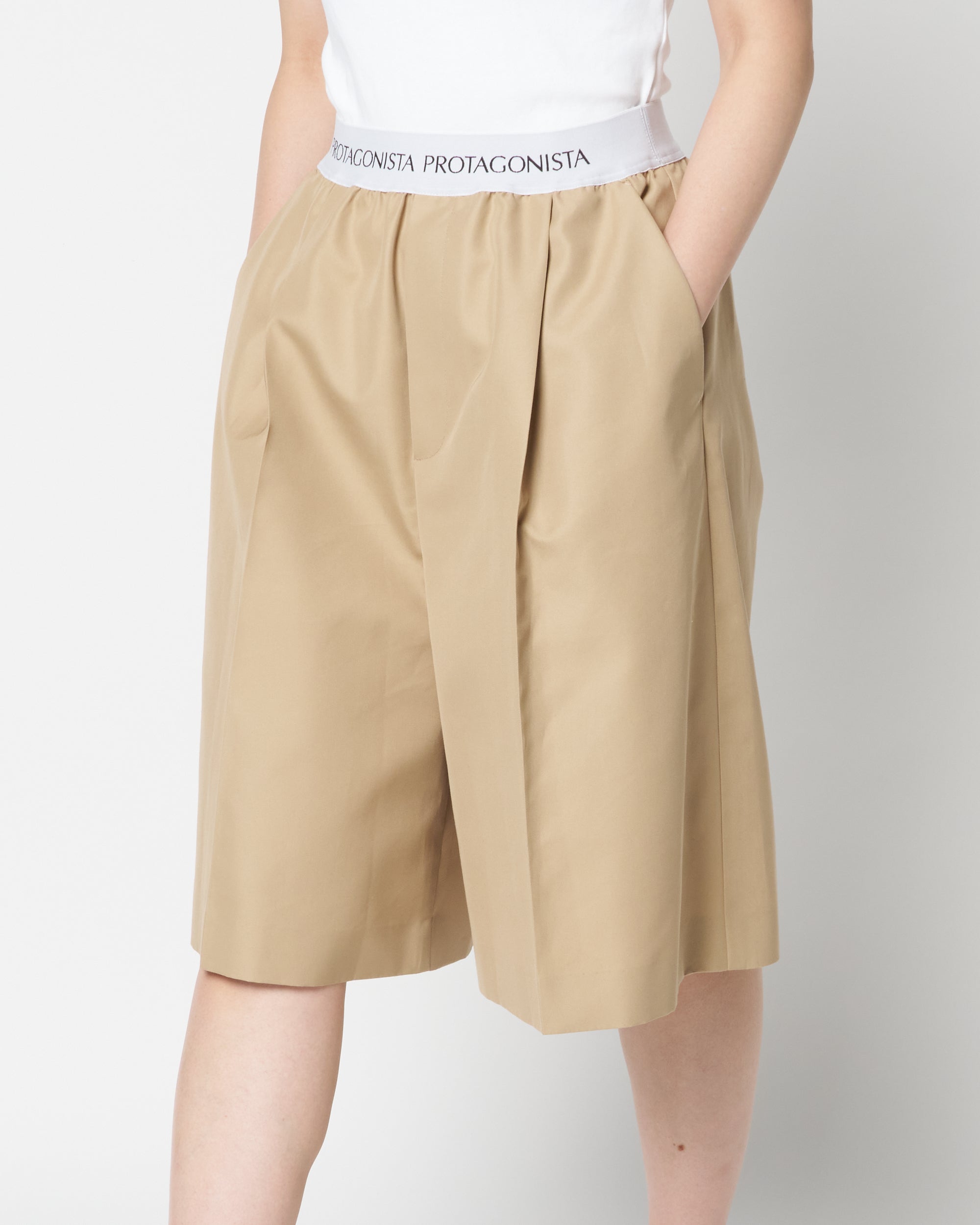 Waist Logo Chino Half Pant