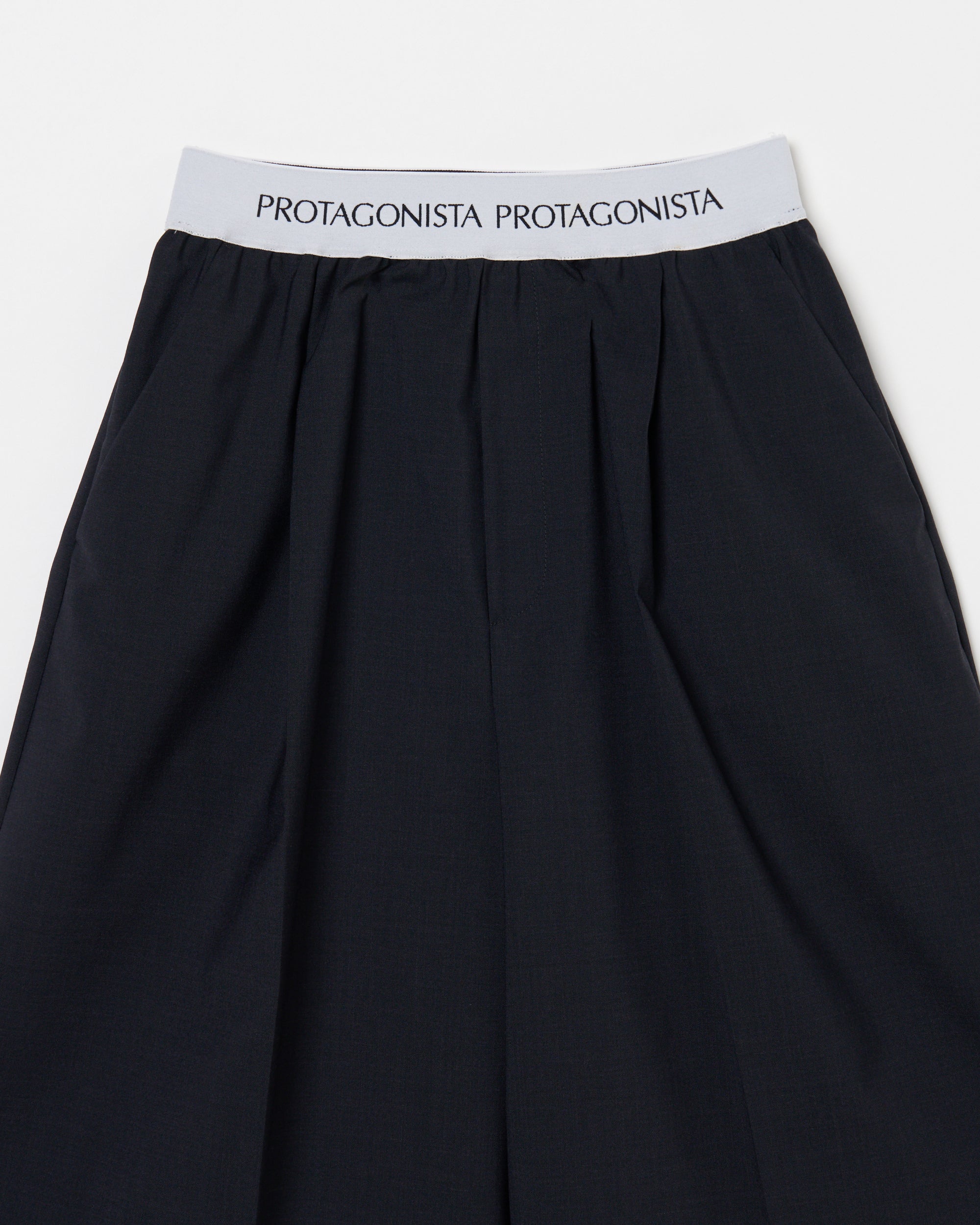 Waist Logo Half Pant