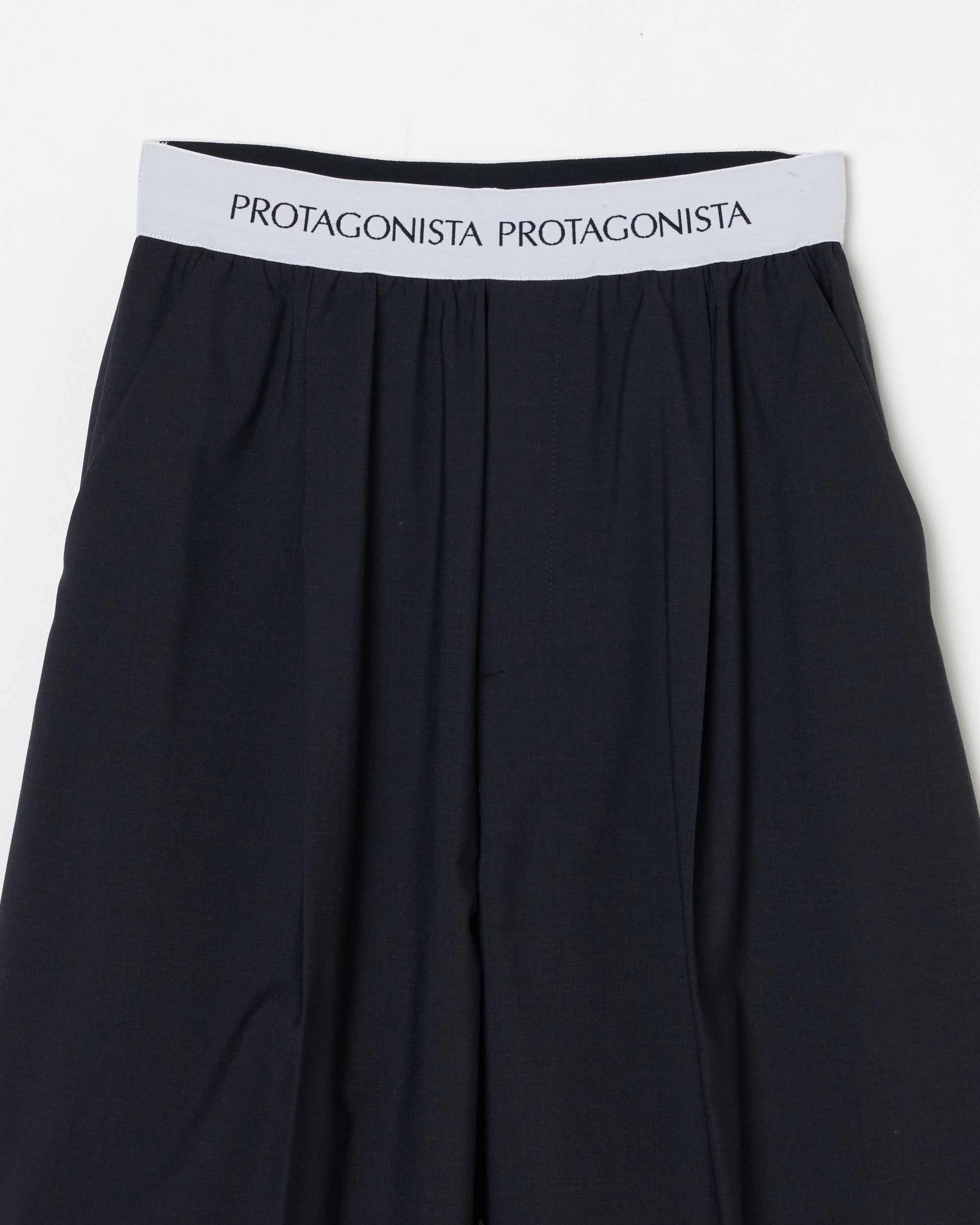 Waist Logo Half Pant